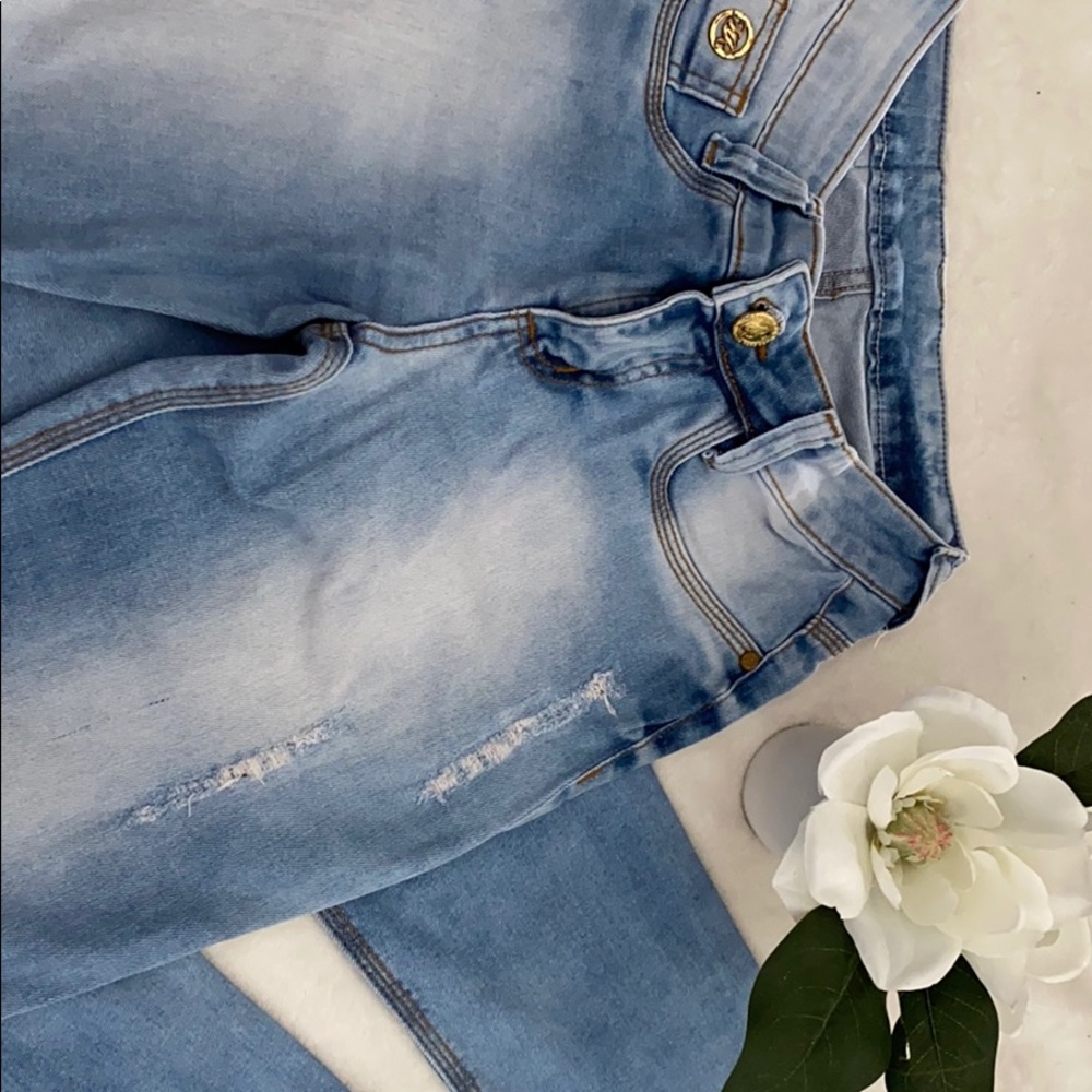 Morena Rosa Jeans 👖 - Picture 2 of 8